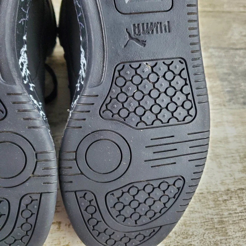 PUMA Rebound Layup Kids Shoes Sz 6.5 M Black Mid-Top Leather Lace Up Sneakers